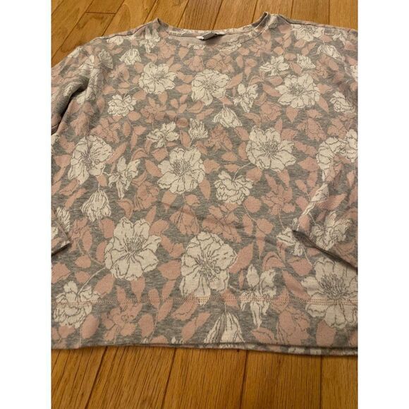 Liz Claiborne, women's pale floral long sleeve pullover size large - Picture 3 of 7